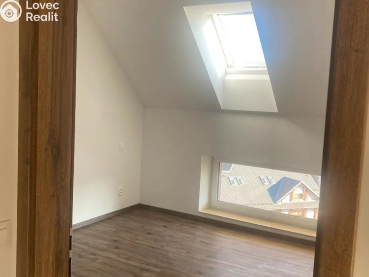 Pronájem bytu 3+KK Praha, U Uranie č. 3