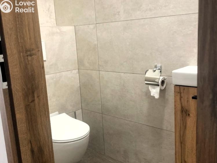 Pronájem bytu 3+KK Praha, U Uranie č. 7