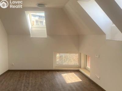 Pronájem bytu 3+KK Praha, U Uranie č. 2