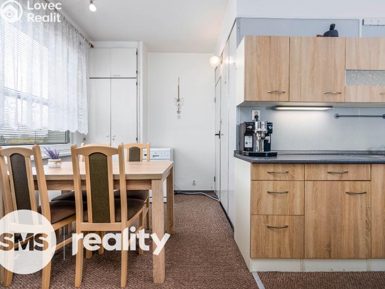 Prodej bytu 2+1 Hradec Králové, Urxova 216/10 č. 7