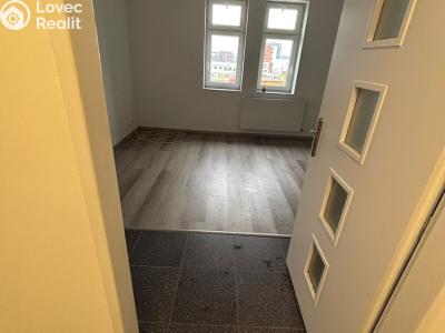 Pronájem bytu 1+KK Praha, Freyova č. 2