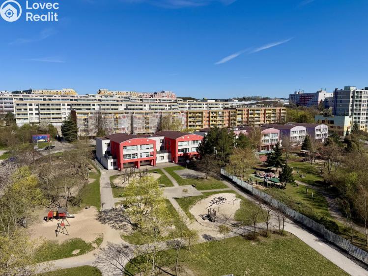 Prodej bytu 3+1 Praha č. 10