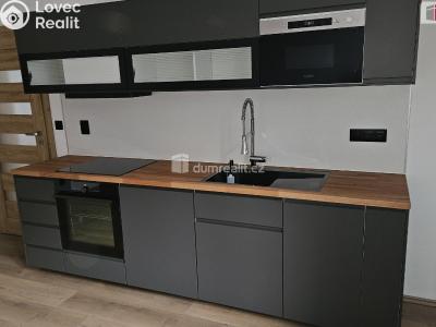 Pronájem bytu 4+1 Praha 8, Turnovská č. 1