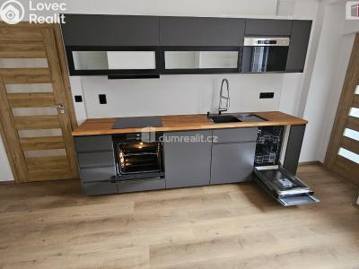 Pronájem bytu 4+1 Praha 8, Turnovská č. 3