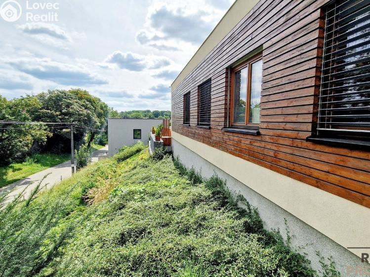 Продажа семейного дома Jesenice, Hlavní č. 19