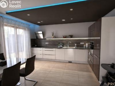 Продаж сімейного будинку Jesenice, Hlavní č. 3