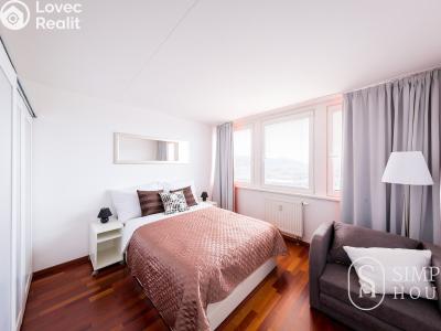 Pronájem bytu 3+KK Praha, Molákova č. 3