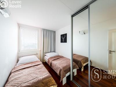 Pronájem bytu 3+KK Praha, Molákova č. 4