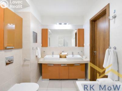 Rent apartment 4+KK Praha, Jeseniova č. 4