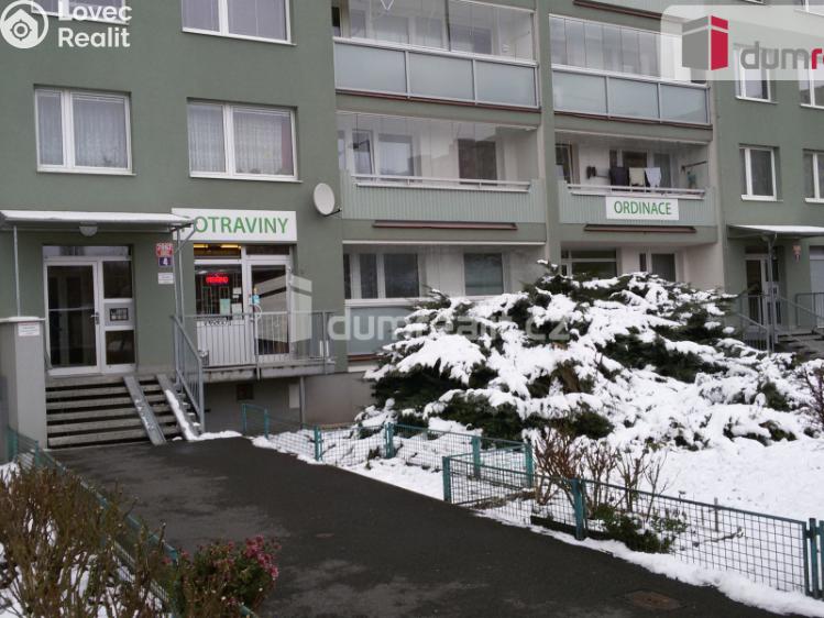 Rent commercial space Praha 13, Horákova č. 5