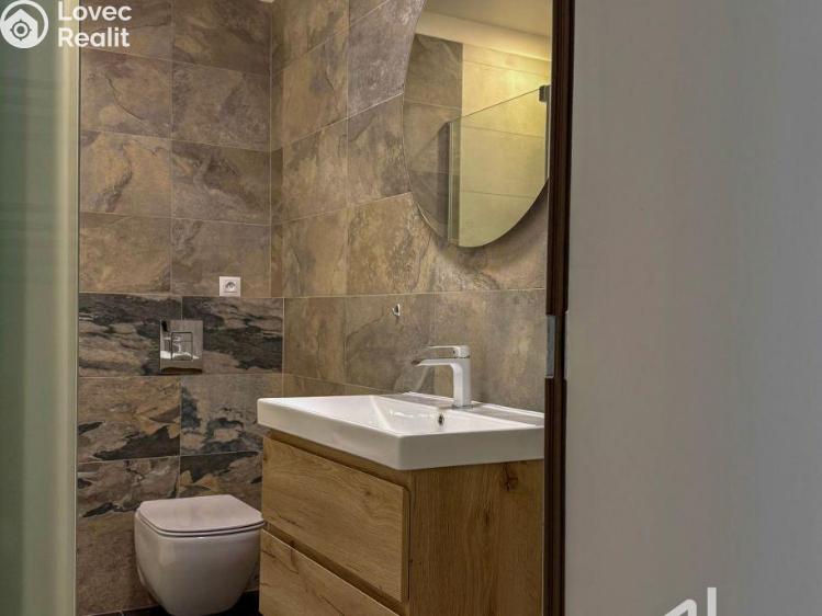 Pronájem bytu 3+KK Praha, U Sluncové č. 9