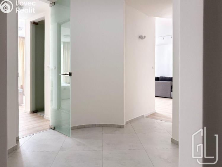 Pronájem bytu 3+KK Praha, U Sluncové č. 13