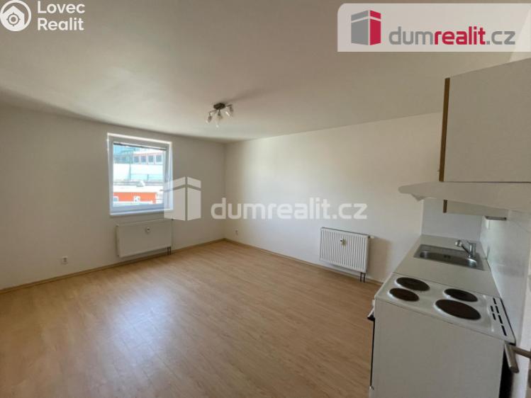 Pronájem bytu 1+KK Opava, Oblouková č. 3