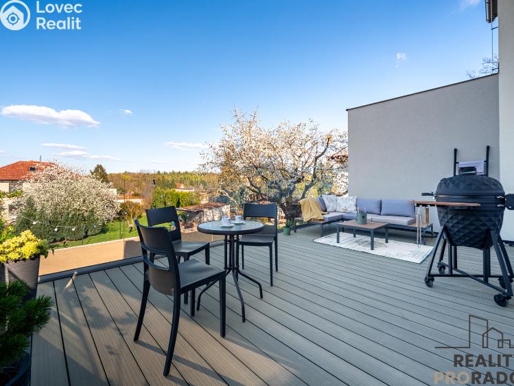 Sale villa Říčany č. 6