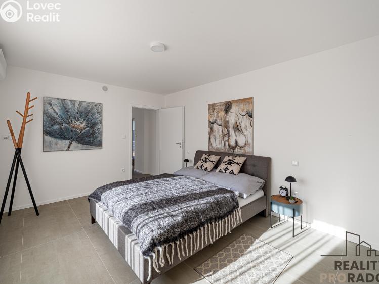 Sale villa Říčany č. 13