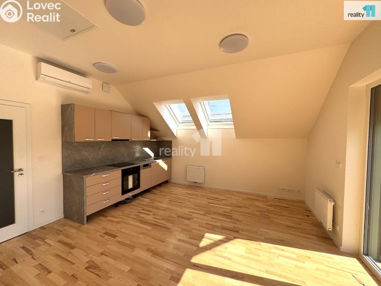 Pronájem bytu 2+KK Dobřichovice, Pražská č. 4