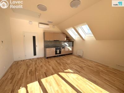 Pronájem bytu 2+KK Dobřichovice, Pražská č. 3