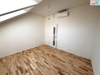 Pronájem bytu 2+KK Dobřichovice, Pražská č. 17