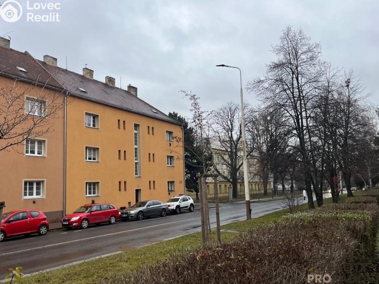 Prodej bytu 2+1 Žatec, Husova č. 1