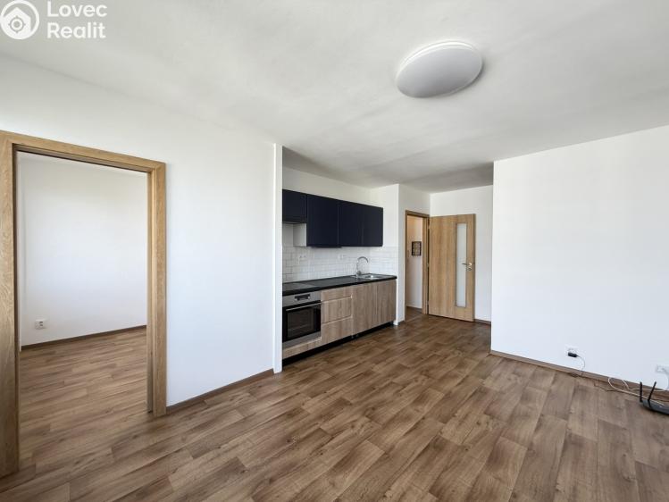 Pronájem bytu 2+KK Pardubice, nábřeží Závodu míru 1828 č. 4