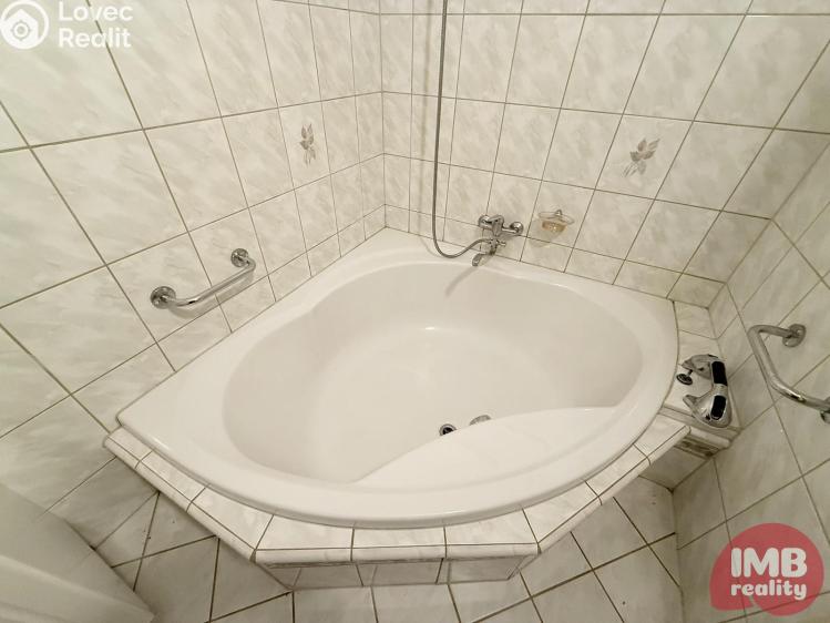 Prodej chalupy Jindřichovice č. 10