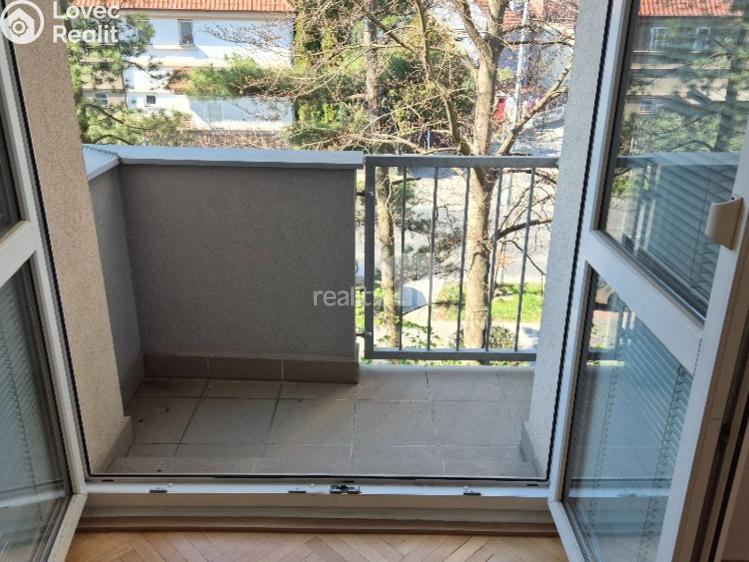 Pronájem bytu 2+1 Praha 4, Severní I č. 11