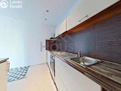 Prodej bytu 3+1 Praha, U jezera č. 3