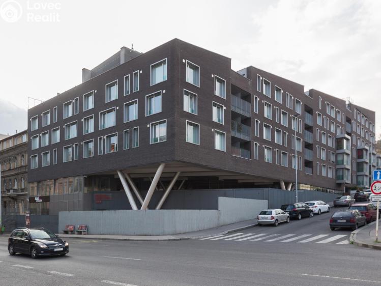 Pronájem bytu 2+KK Praha, Švédská 1010/15 č. 10