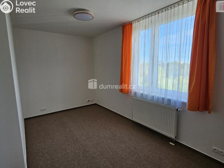 Pronájem bytu 2+KK Praha 18, Chotěšovská č. 31