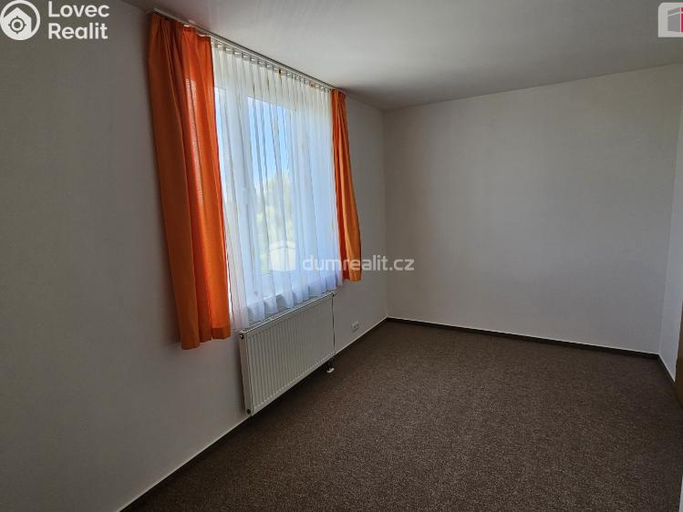 Pronájem bytu 2+KK Praha 18, Chotěšovská č. 32