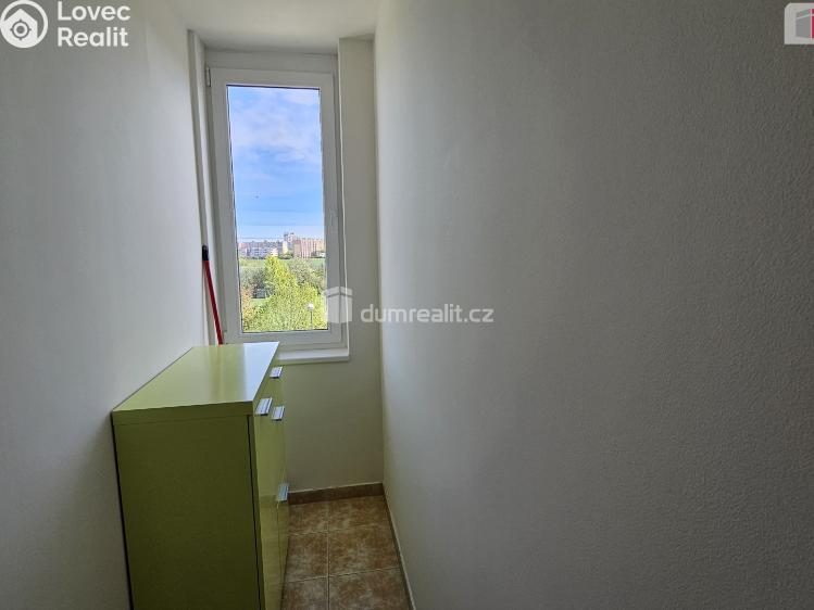 Pronájem bytu 2+KK Praha 18, Chotěšovská č. 35
