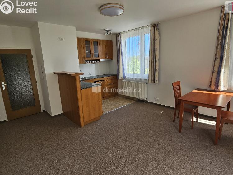 Pronájem bytu 2+KK Praha 18, Chotěšovská č. 42