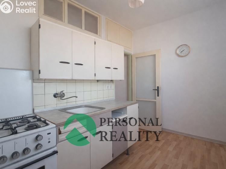 Prodej bytu 3+1 Praha, Naskové 995/16 č. 9