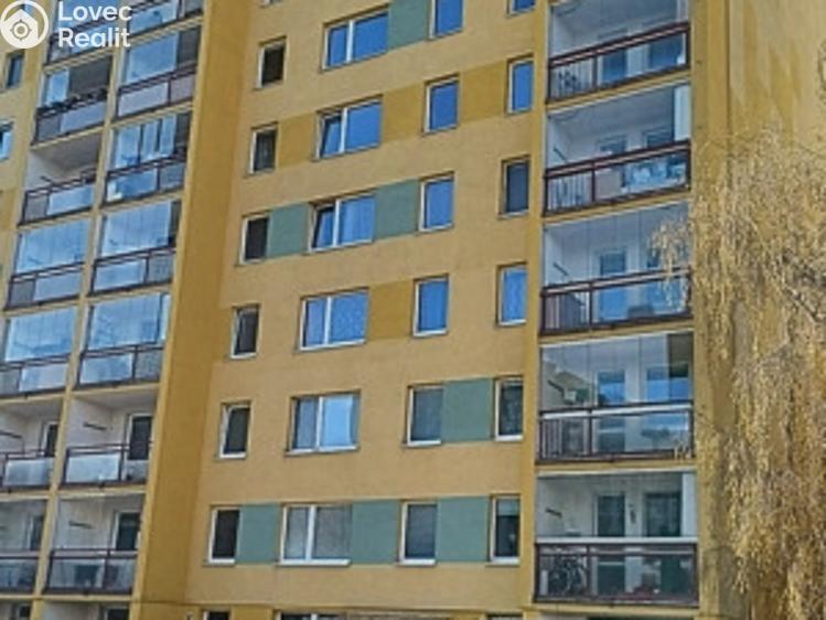 Pronájem bytu 3+1 Praha, Matúškova č. 15