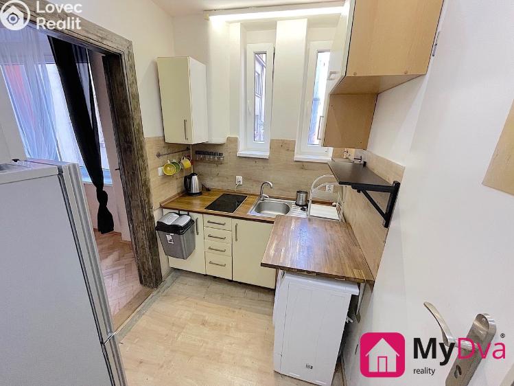 Prodej bytu 1+1 Praha, Tusarova 1285/3 č. 2