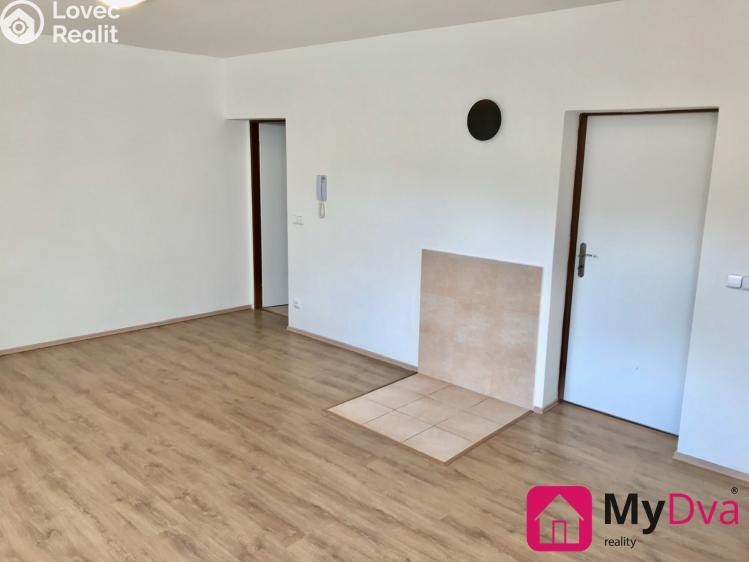 Pronájem bytu 3+KK Oslavany, Růžová č. 3