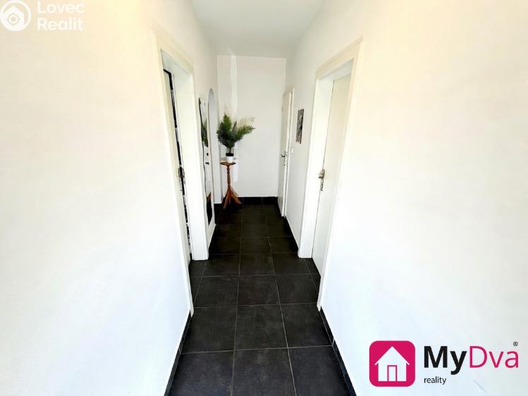 Prodej bytu 2+KK Znojmo, Jarošova č. 9