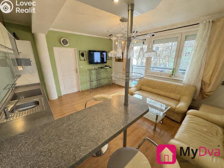 Prodej bytu 2+KK Znojmo, Mičurinova č. 3