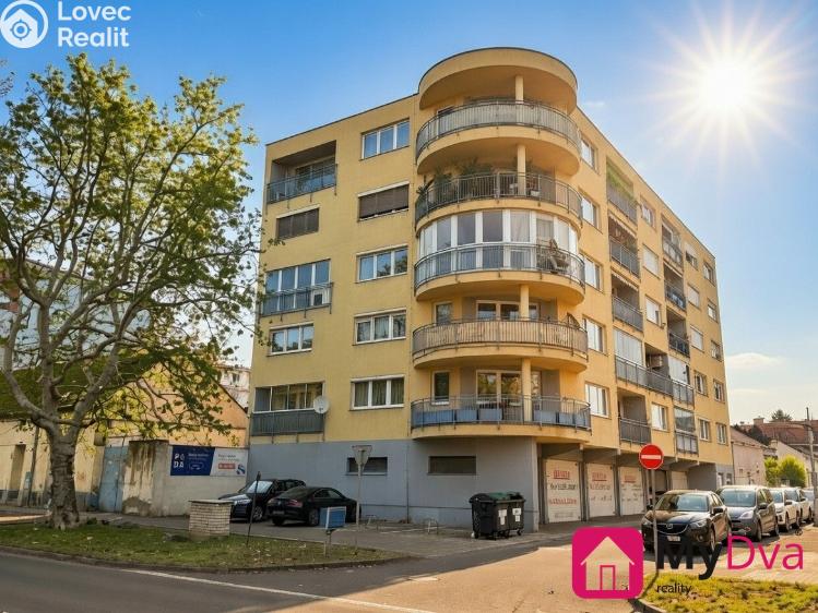 Prodej bytu 2+KK Znojmo, Mičurinova č. 12