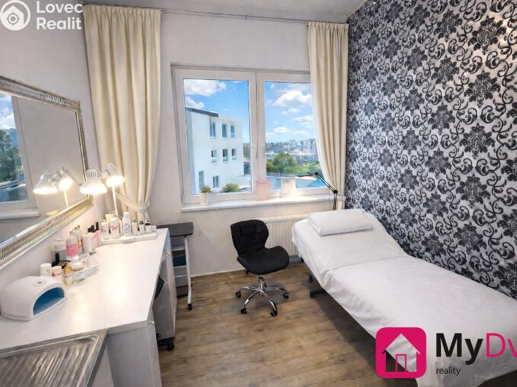 Оренда торгового приміщення Znojmo, Holandská č. 1