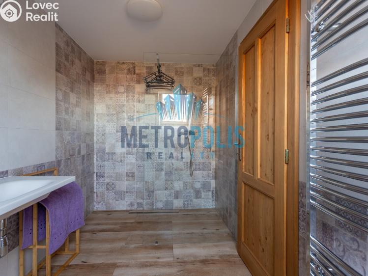 Prodej rodinného domu Lhotka č. 11