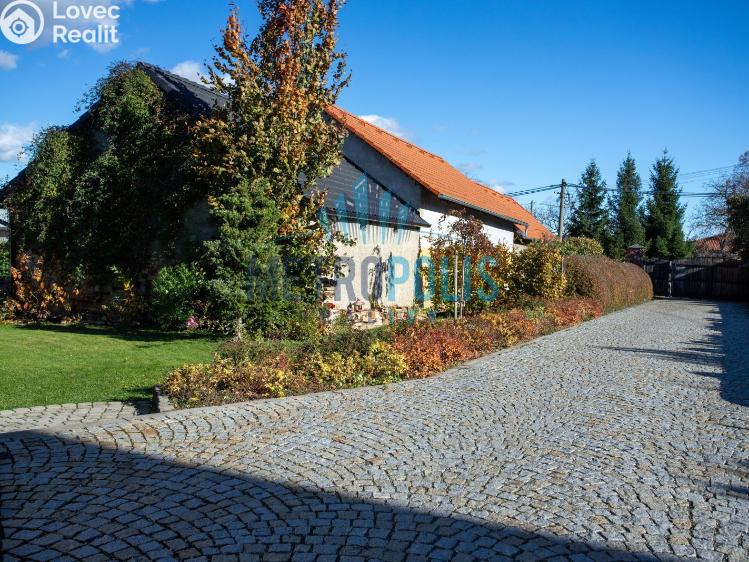 Prodej rodinného domu Lhotka č. 23