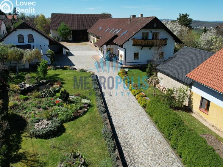 Prodej rodinného domu Lhotka, Radoušská č. 40
