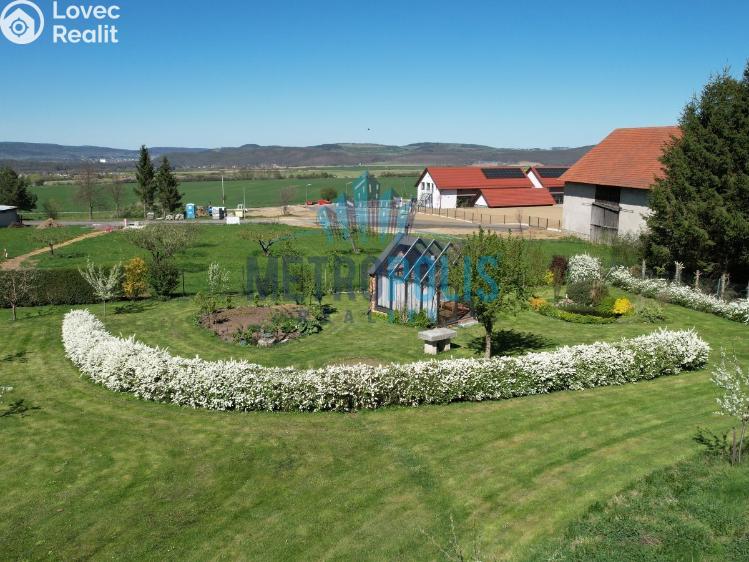 Prodej zemědělské usedlosti Lhotka, Radoušská č. 49