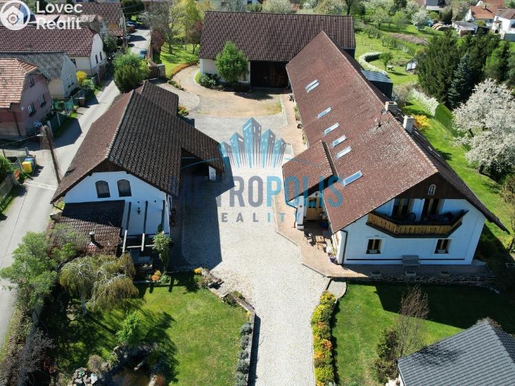 Prodej zemědělské usedlosti Lhotka, Radoušská č. 60