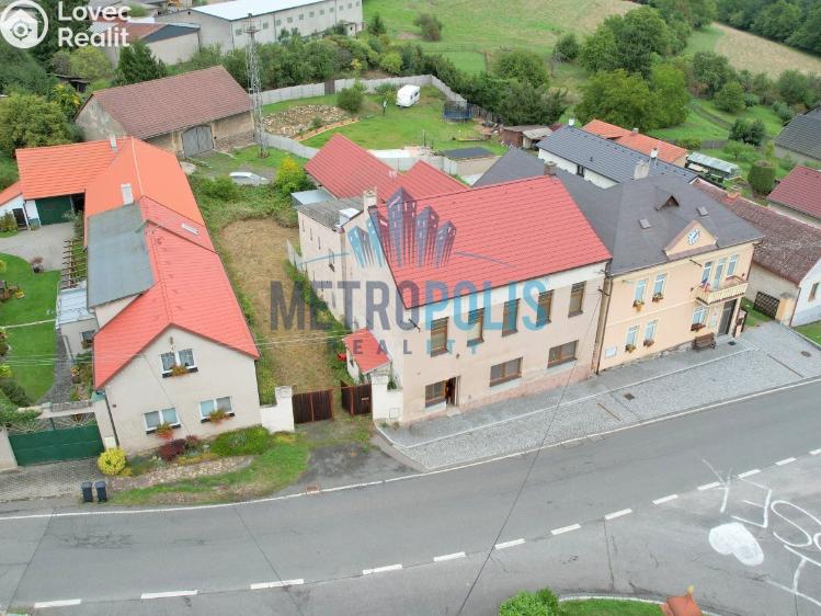 Prodej vícegeneračního domu Osek č. 1