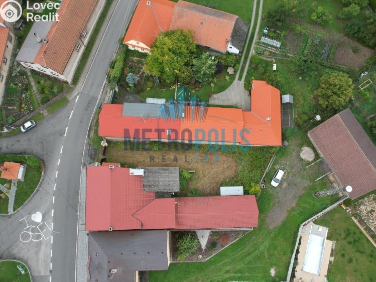 Prodej vícegeneračního domu Osek č. 3