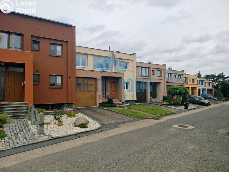 Prodej rodinného domu Benešov, Pavlíkova 1514 č. 16