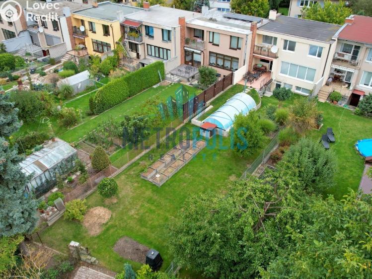 Prodej rodinného domu Benešov, Pavlíkova 1514 č. 17