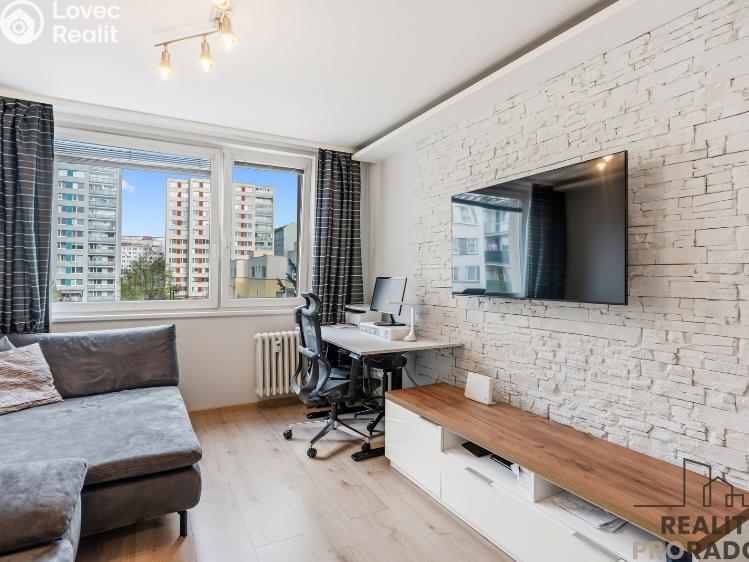 Pronájem bytu 3+KK Praha, Malkovského 597 č. 2